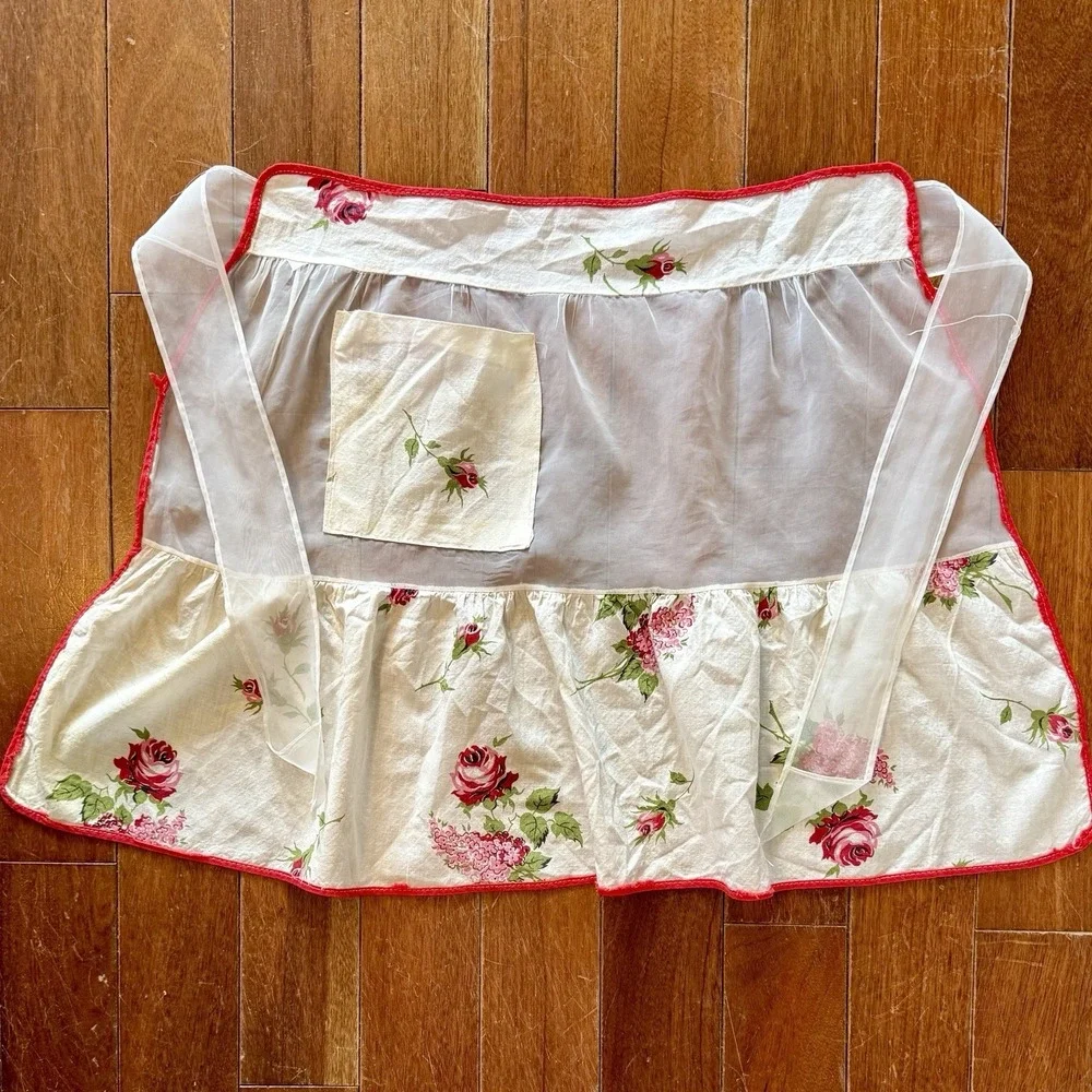 VTG 1950s MCM Handmade Floral Kitchen Housewife Apron Cotton & Organza Roses
